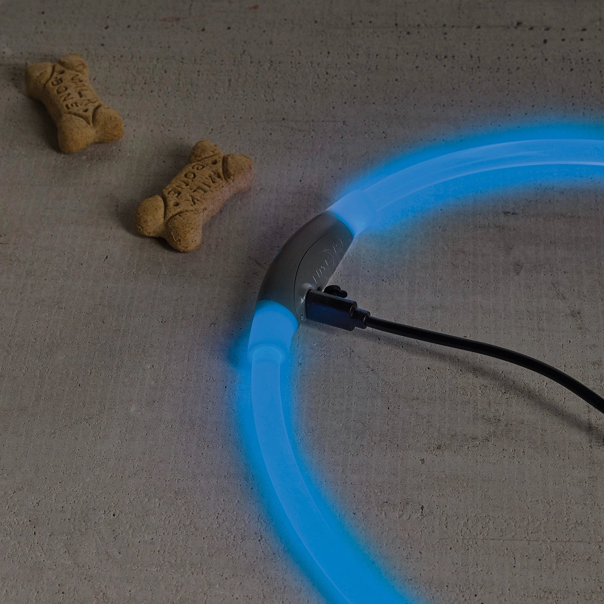 Nite Ize NiteHowl® Rechargeable LED Safety Necklace - Blue