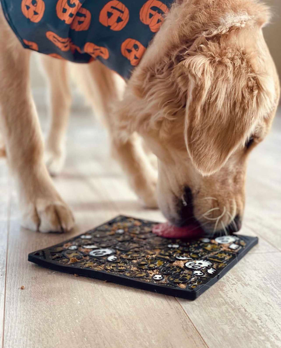 SodaPup TPE eMat Enrichment Lick Mat Zombie Black Large 8"