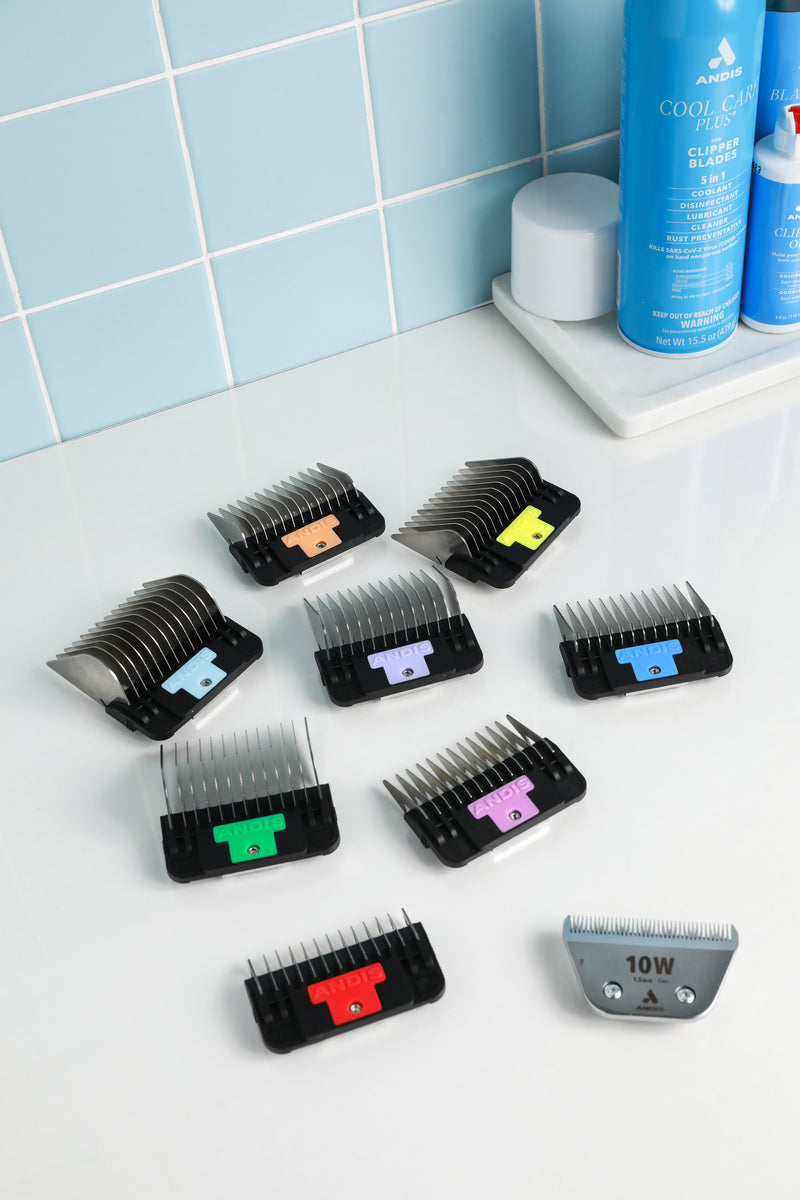 Andis  8-PC Wide Blade Attachment Comb Set Sizes: 1/8", 1/4", 3/8", 1/2", 5/8", 3/4", 7/8", 1"