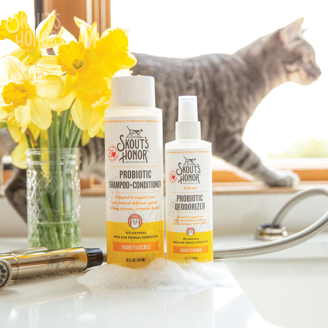 Skout's Honor Cat Probiotic Shampoo + Conditioner Honeysuckle 16oz